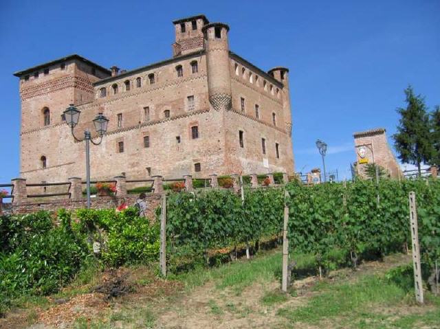 Grinzane Cavour - Castello